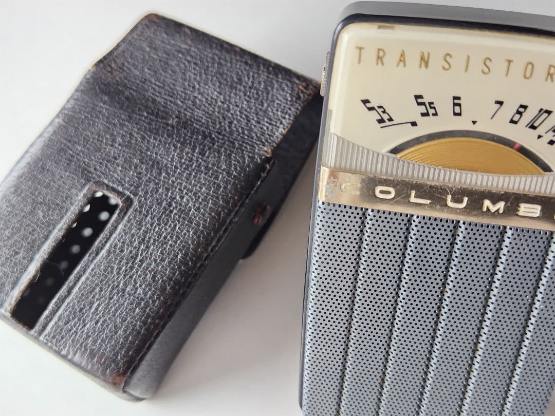トランジスタラジオ　コロムビア製6石ラジオ　ヴィンテージ品