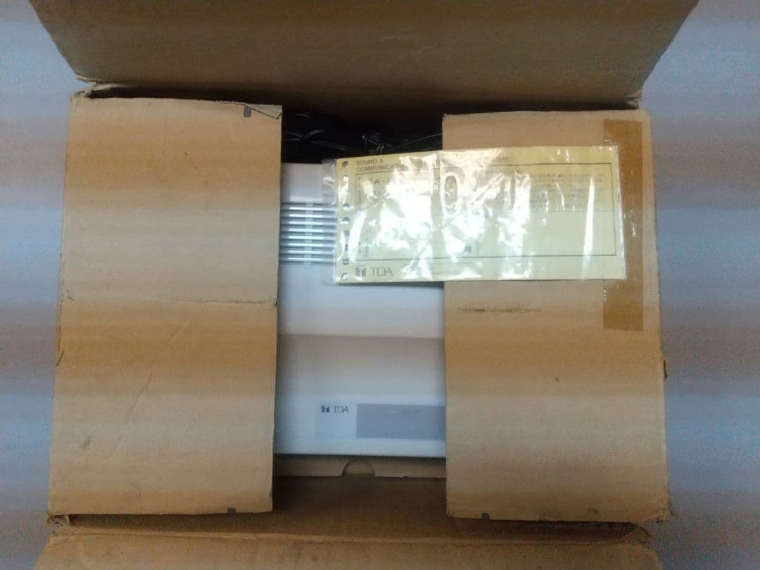 TOA製 TA-115 15W簡易型アンプ 本体