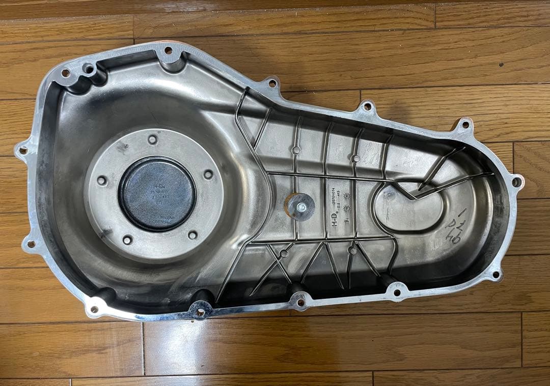 2909349 01 ハーレーFXDRS プライマリーカバー 25701074