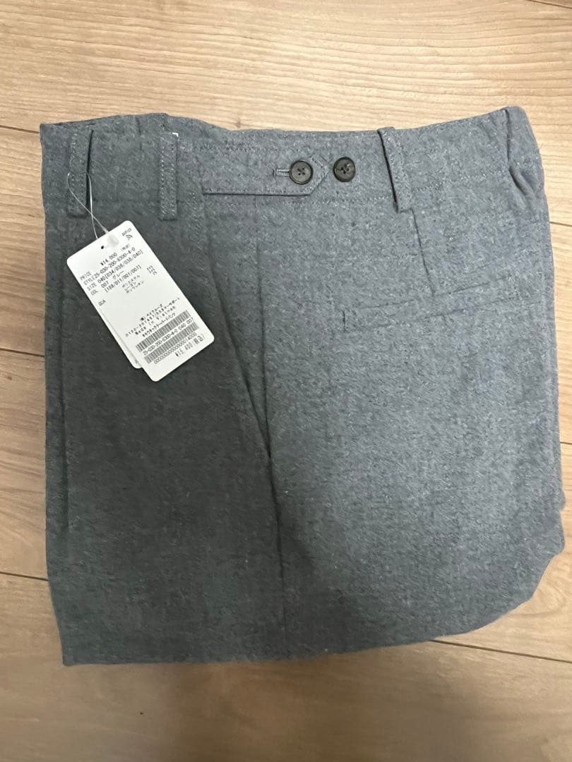 ＜手洗い可＞起毛タックテーパードパンツ