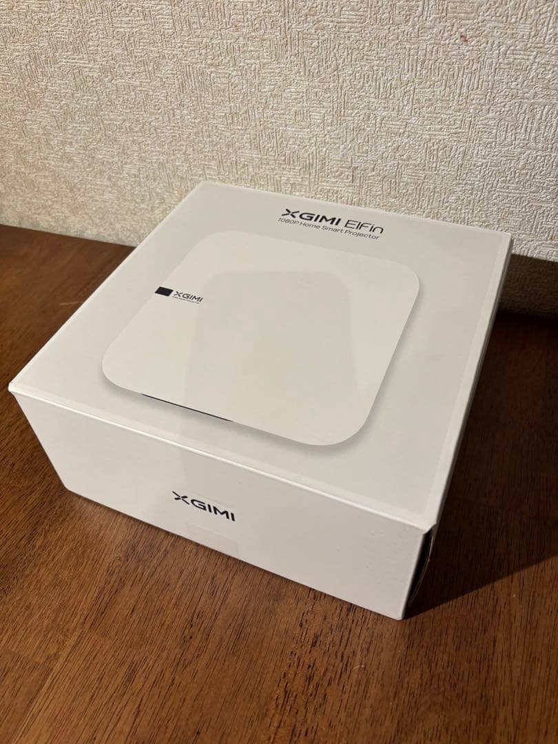 XGIMI Elfin ホワイト プロジェクター　付属品あり 箱付き