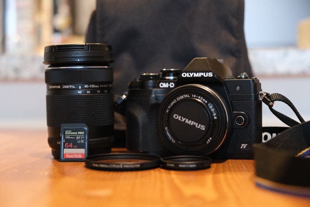 OLYMPUS OM-D E-M10 Mark II ダブルズームキット
