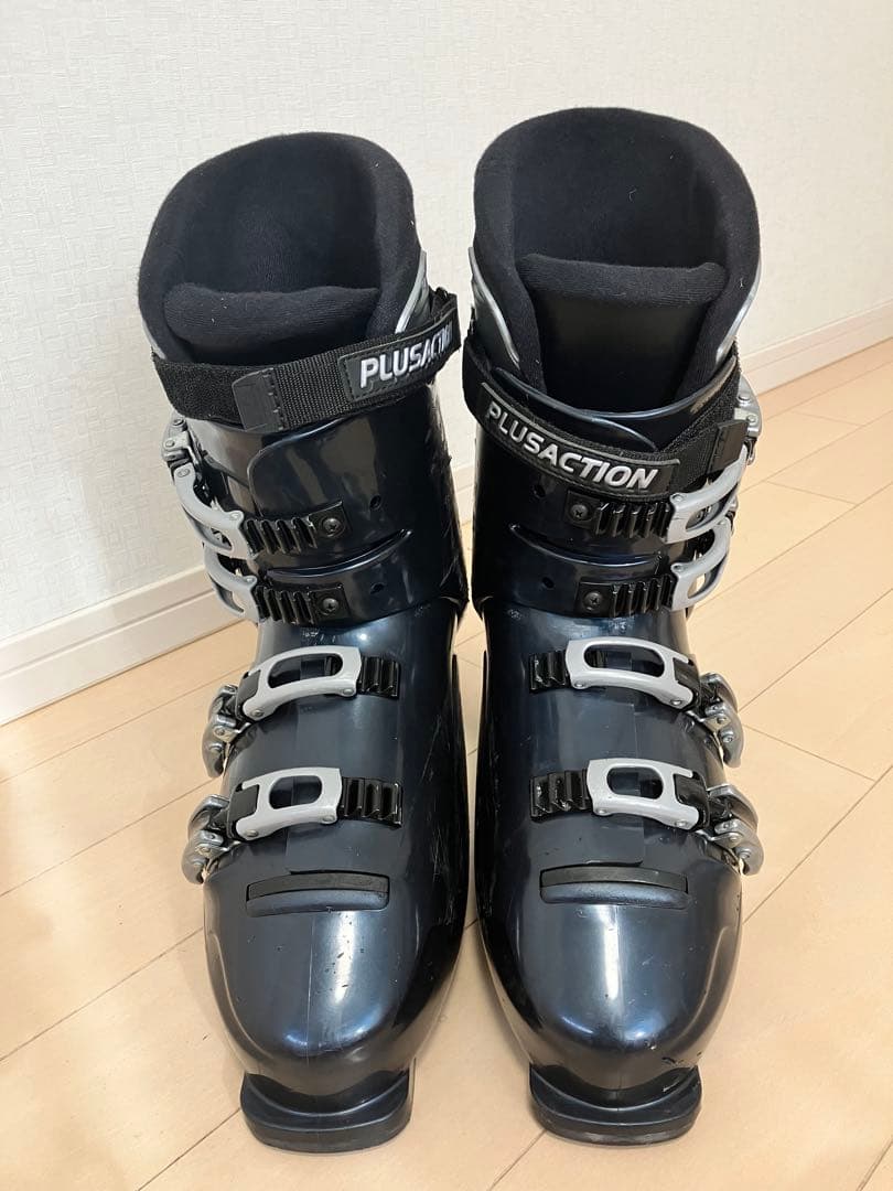 プラスアクション　PLUSACTION スキーブーツ でかい30.0cm以上？