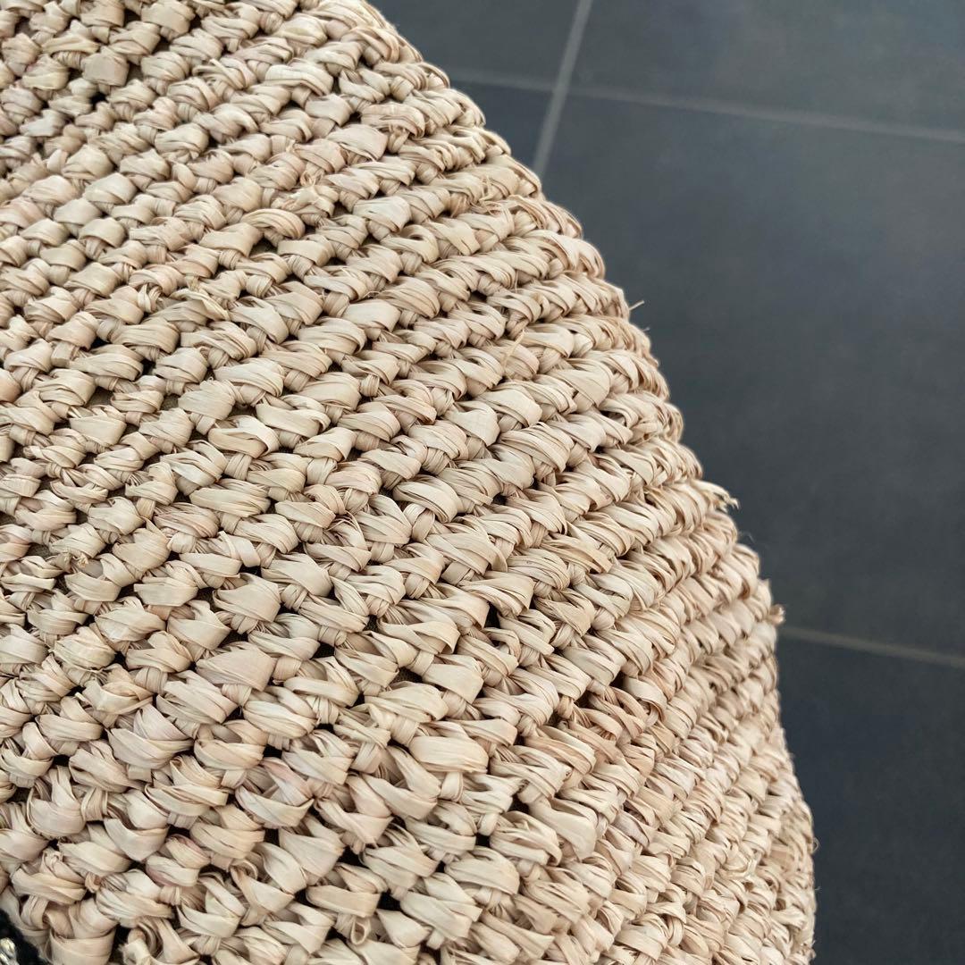 VIOLAd'ORO ヴィオラドーロ　タッセル付きカゴバッグ