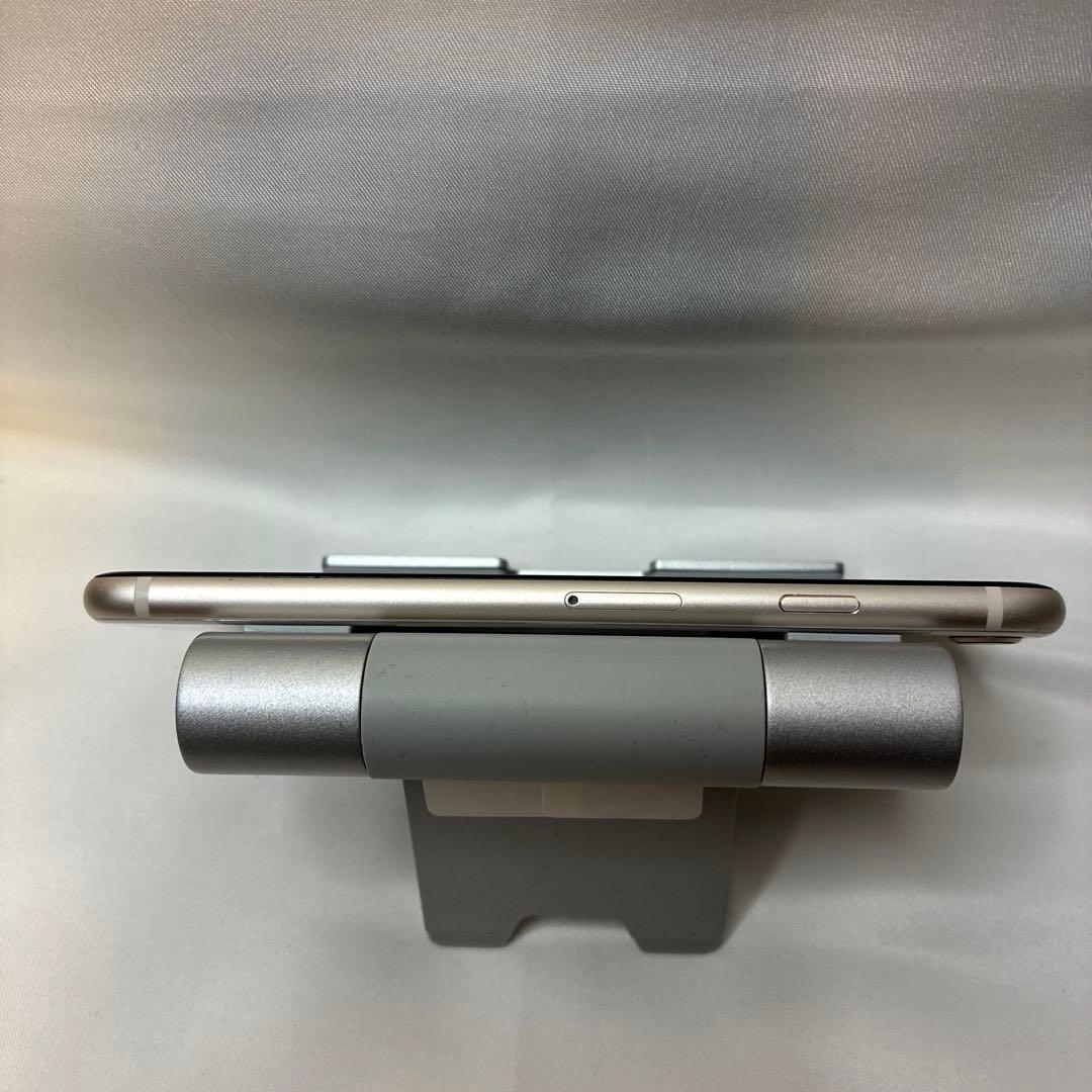 【SIMフリー】 iPhoneSE3 64GB 第3世代 バッテリー100 白