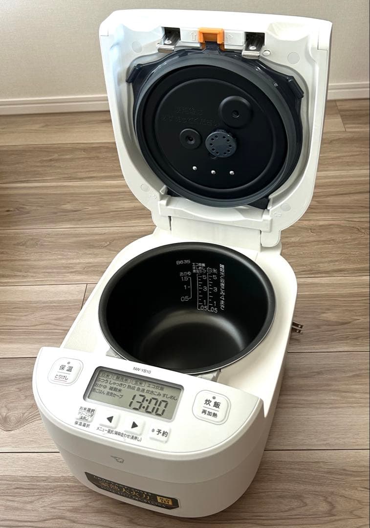 一度のみ使用★象印 極め炊き 圧力IH炊飯ジャー NW-YB10-WA 炊飯器