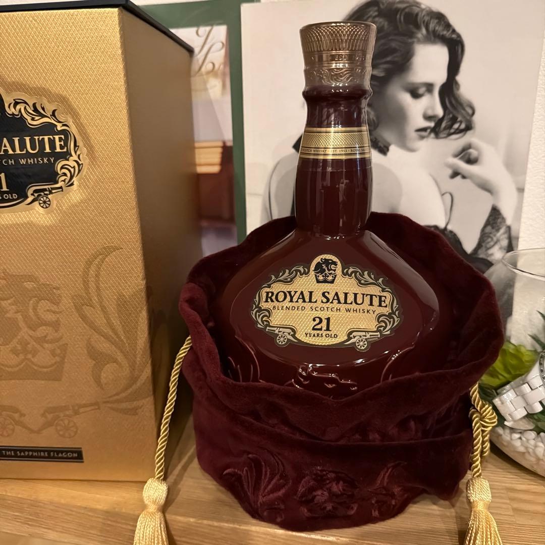 ローヤルサルート21年　1000ミリ
