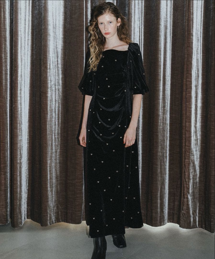 et.UNiVER スウィートハートベロアドレス