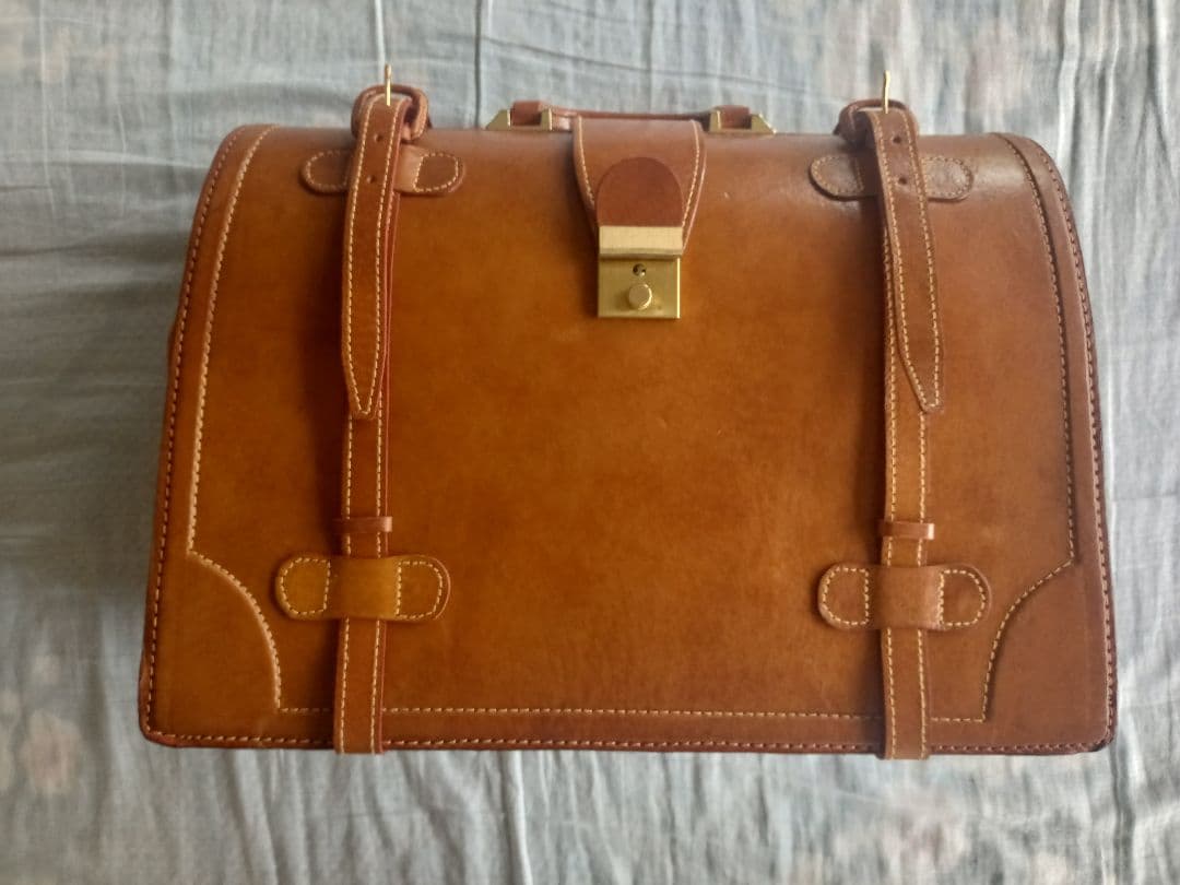 ブラウンレザー アンティーク調ビジネスバッグ トランクケース