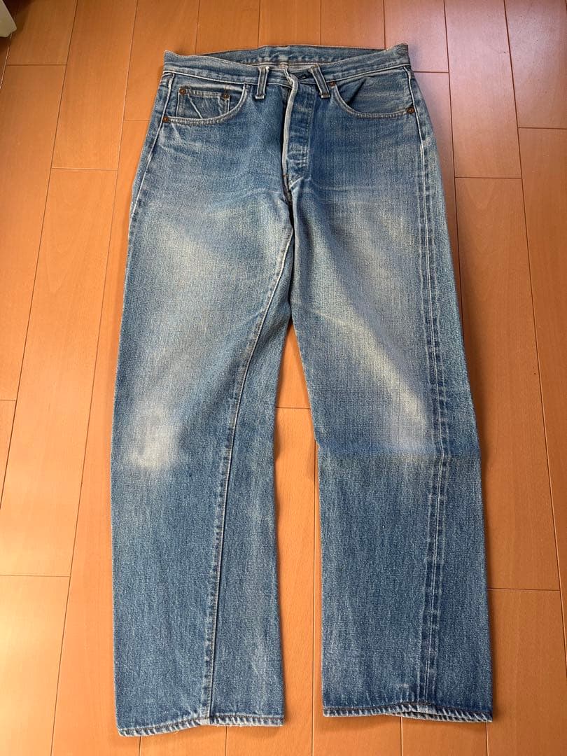 501 66前期　股下ダメージあり