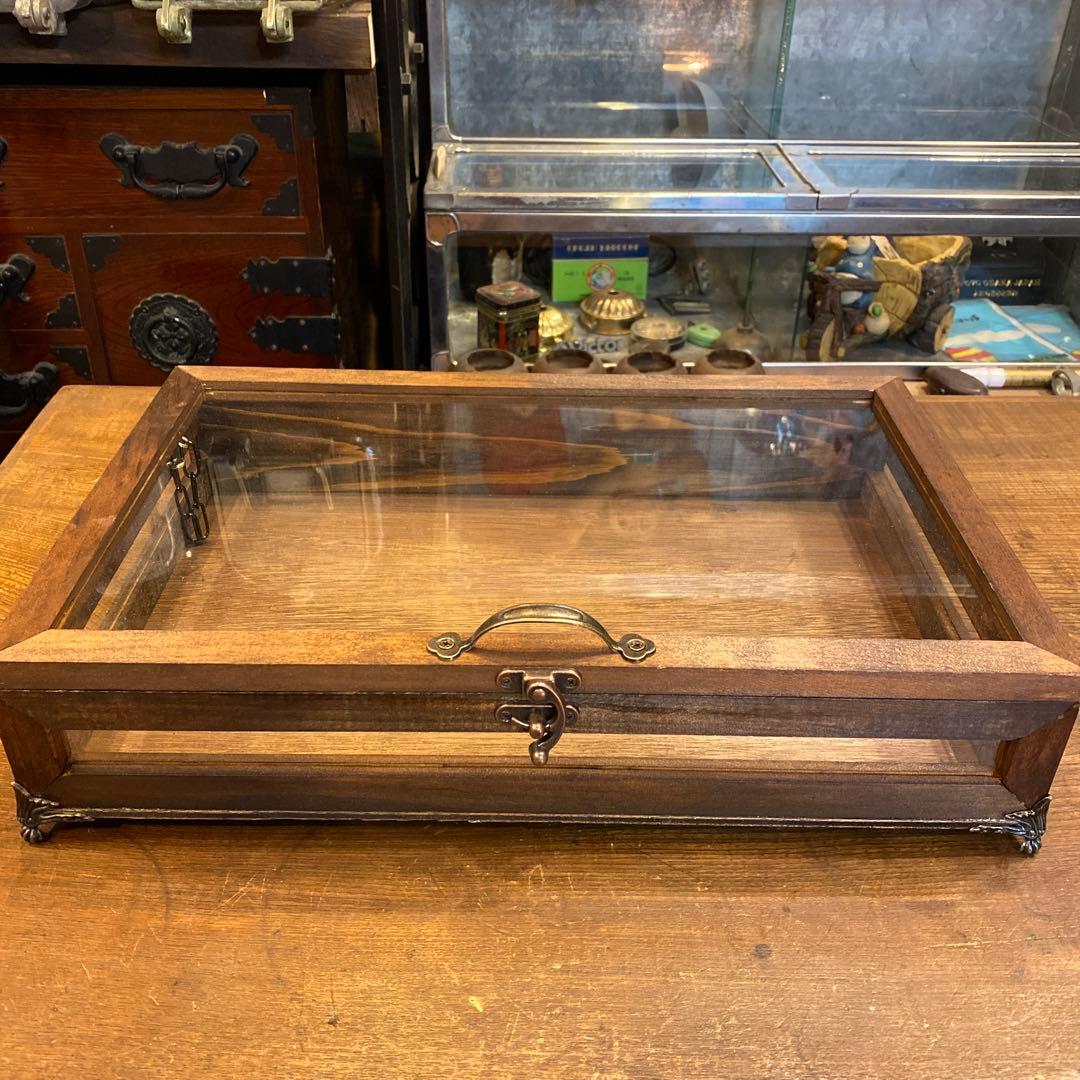 4面木製ガラスケース②