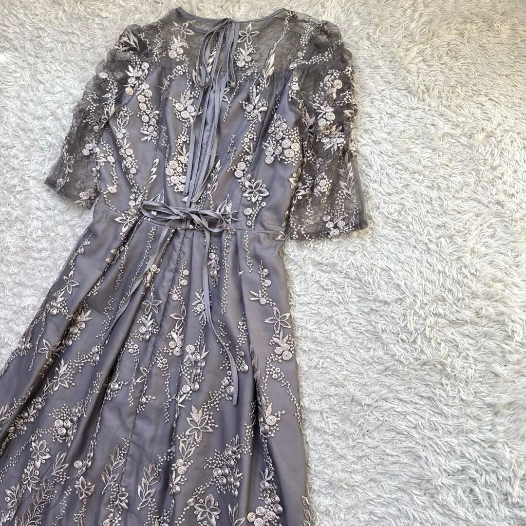 極美品 niana 刺繍レース バックリボン パーティードレス 二次会 M