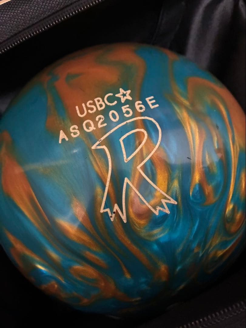 RS-79 ラディカル　ボウリングボール　　15ポンド