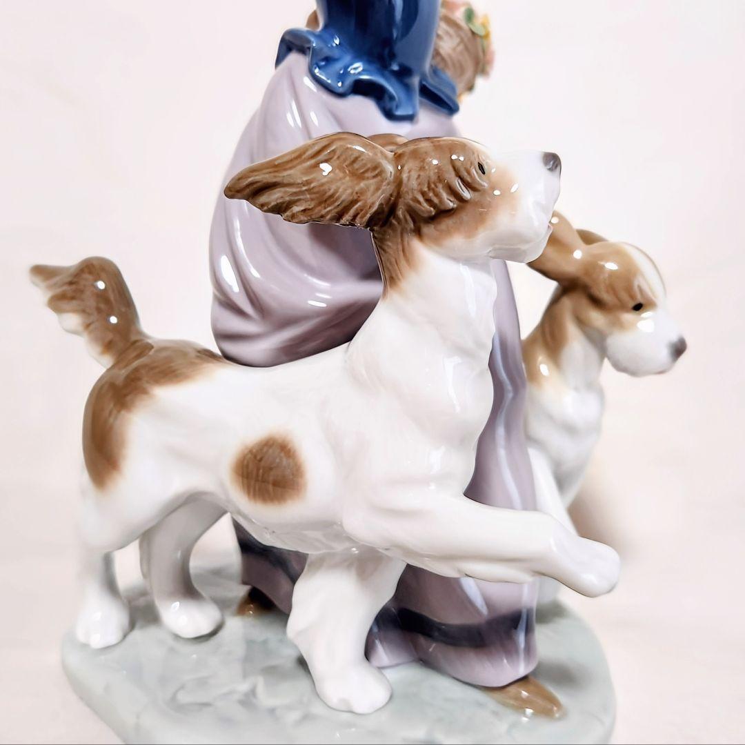 リヤドロ【美品】フィギュリン《少女と犬》No.5761