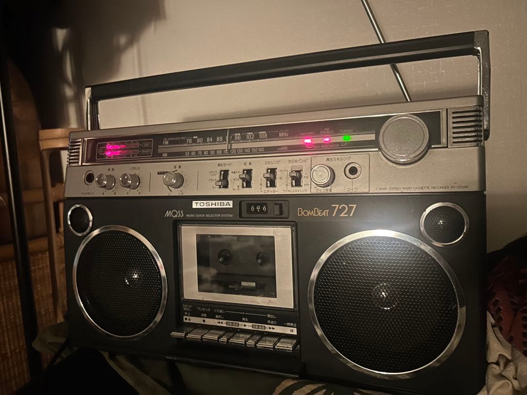TOSHIBA bombeat 727 ラジカセ 70s 通電可