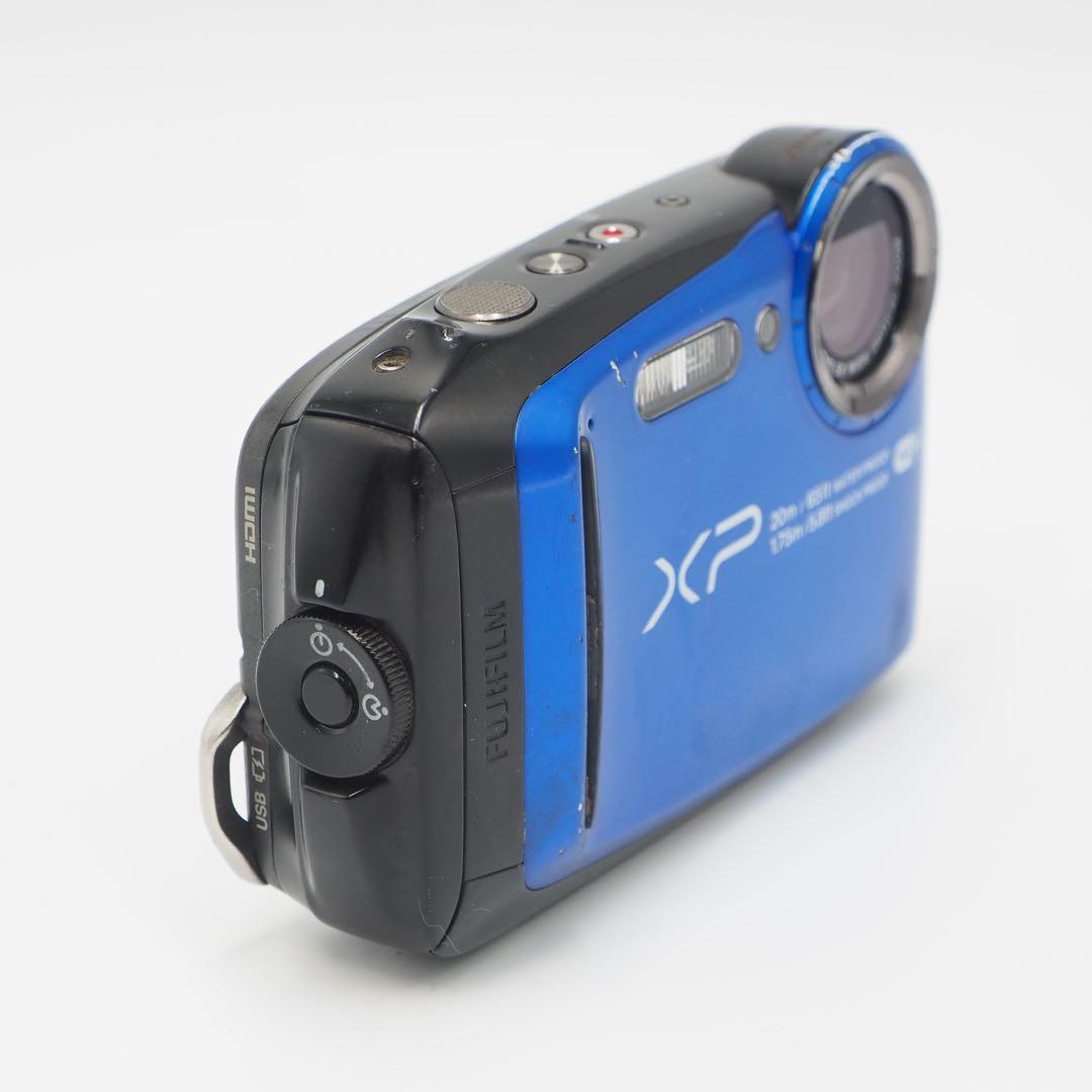 Fujifilm FINEPIX XP120 防水デジタルカメラ 使用感あり