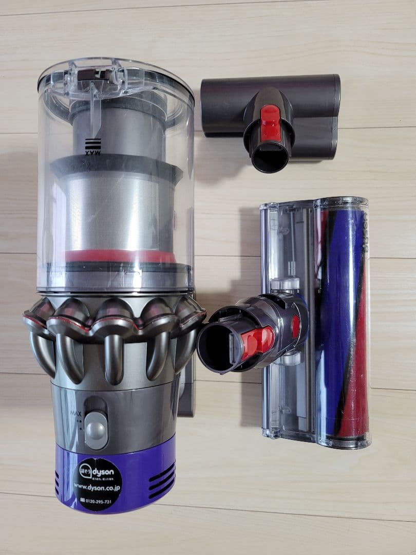 ダイソン Dyson V10 サイクロン式 コードレス掃除①