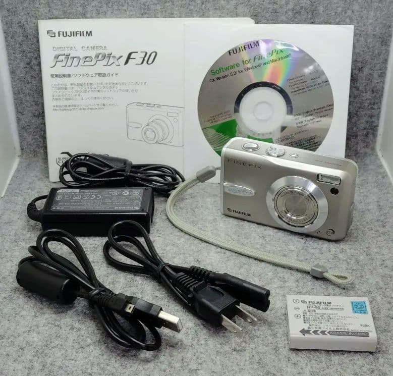デジタルカメラ FUJIFILM FinePix F30fd