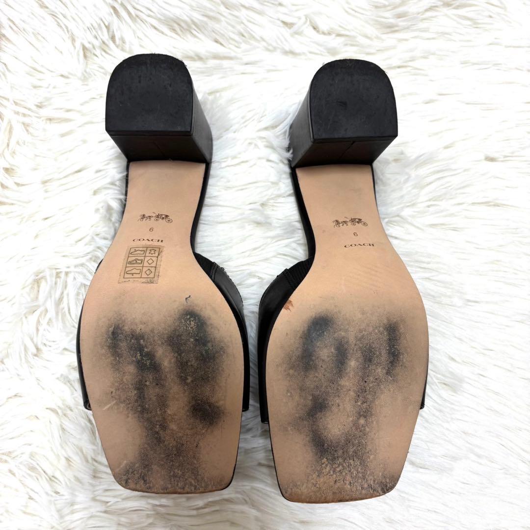 【美品】コーチ　スクエアトゥミュール　ヒール　ロゴ金具　ブラック　23.5cm