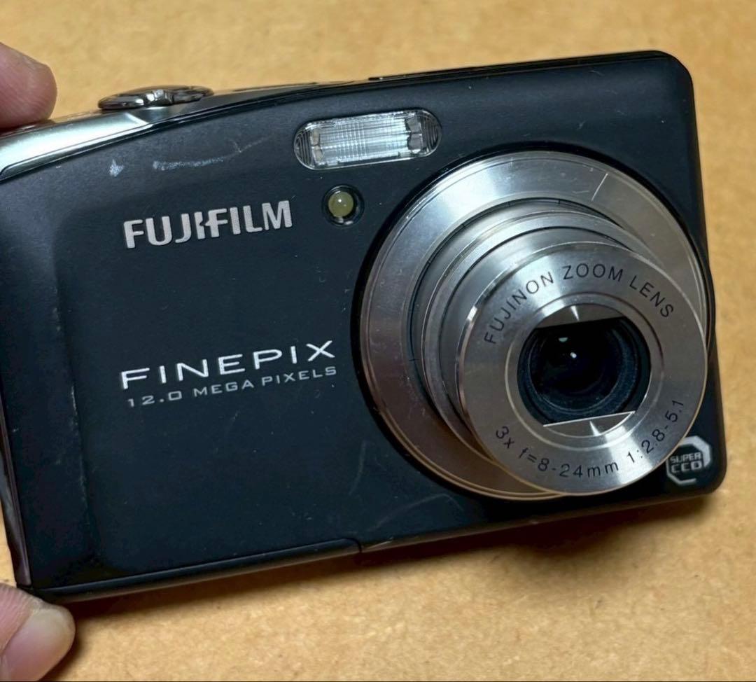 FUJIFILM FinePix F60fd デジタルカメラ 動作未確認