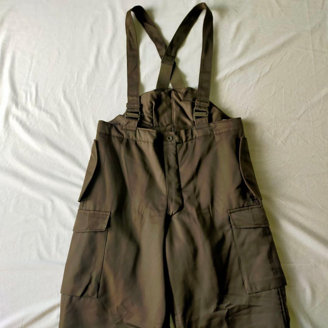 古着　オーストリア軍　オーバーオール　サスペンダー　中綿入り　ユーロ　80s