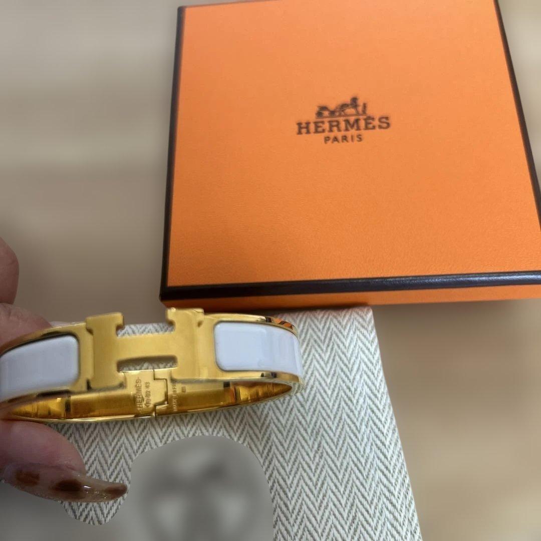 お値下げ相談OKです！HERMES ホワイト・ゴールド バングル