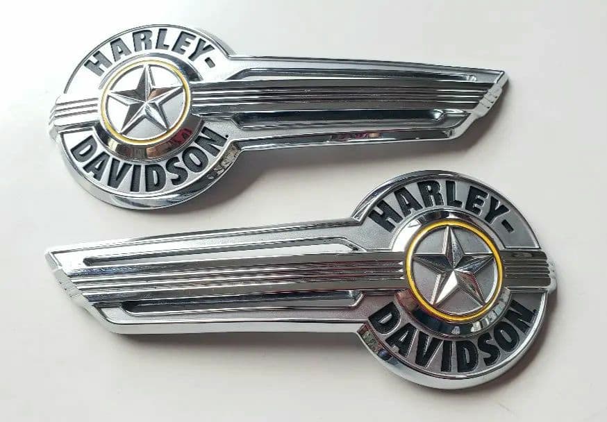 ■新車はずし■Harley-Davidson■ハーレー純正エンブレム左右セット