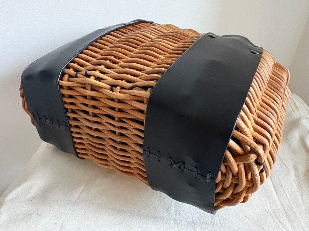 極美品　ebagos オイルショルダーミニ 紅籐 ブラック エバゴス　黒