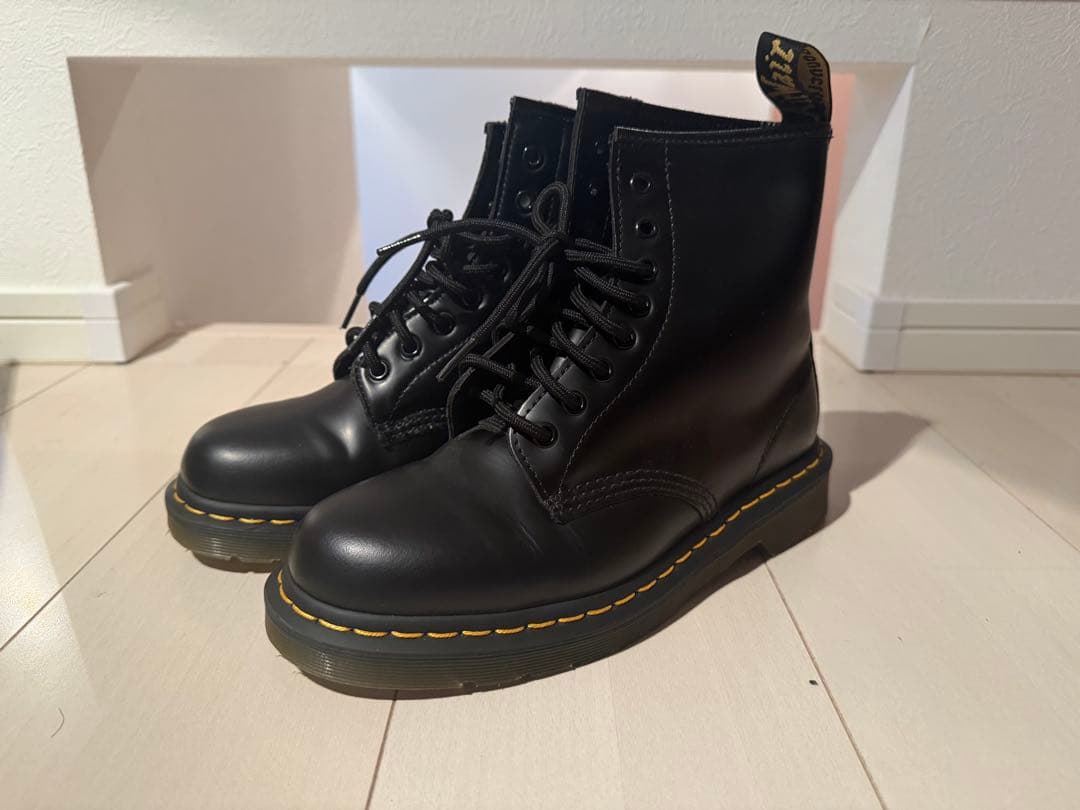 ドクターマーチン　8ホール