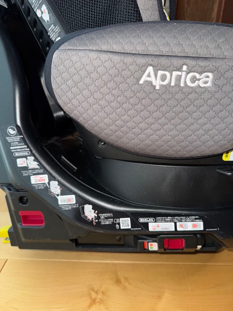 美品　Aprica フラディアグロウISOFIX360° プレミアムシート