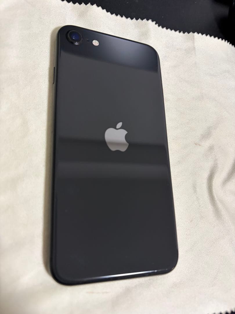 【美品】iPhoneSE 第2世代 64GB simフリー ブラック 修理歴無し