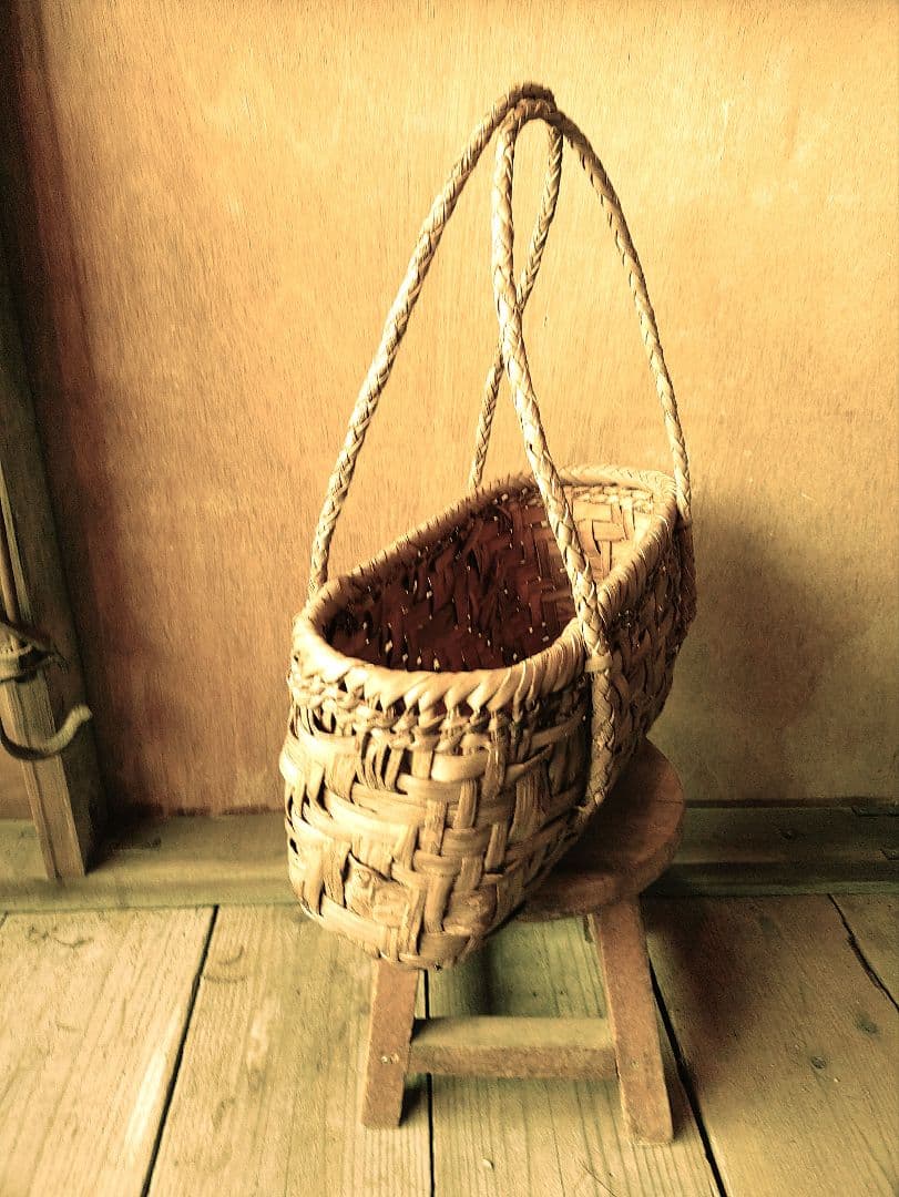 月*陽様 信州安曇野の山葡萄かごバック。里山手仕事。