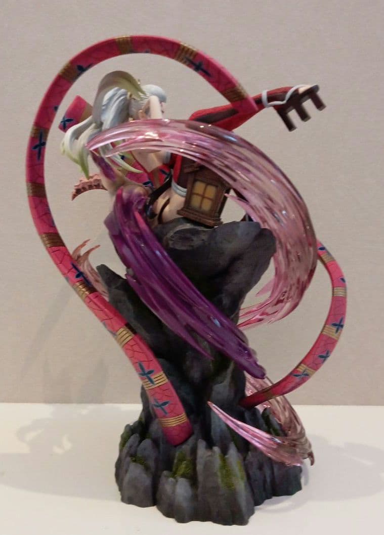 鬼滅の刃　堕姫　フィギュア　ガレージキット