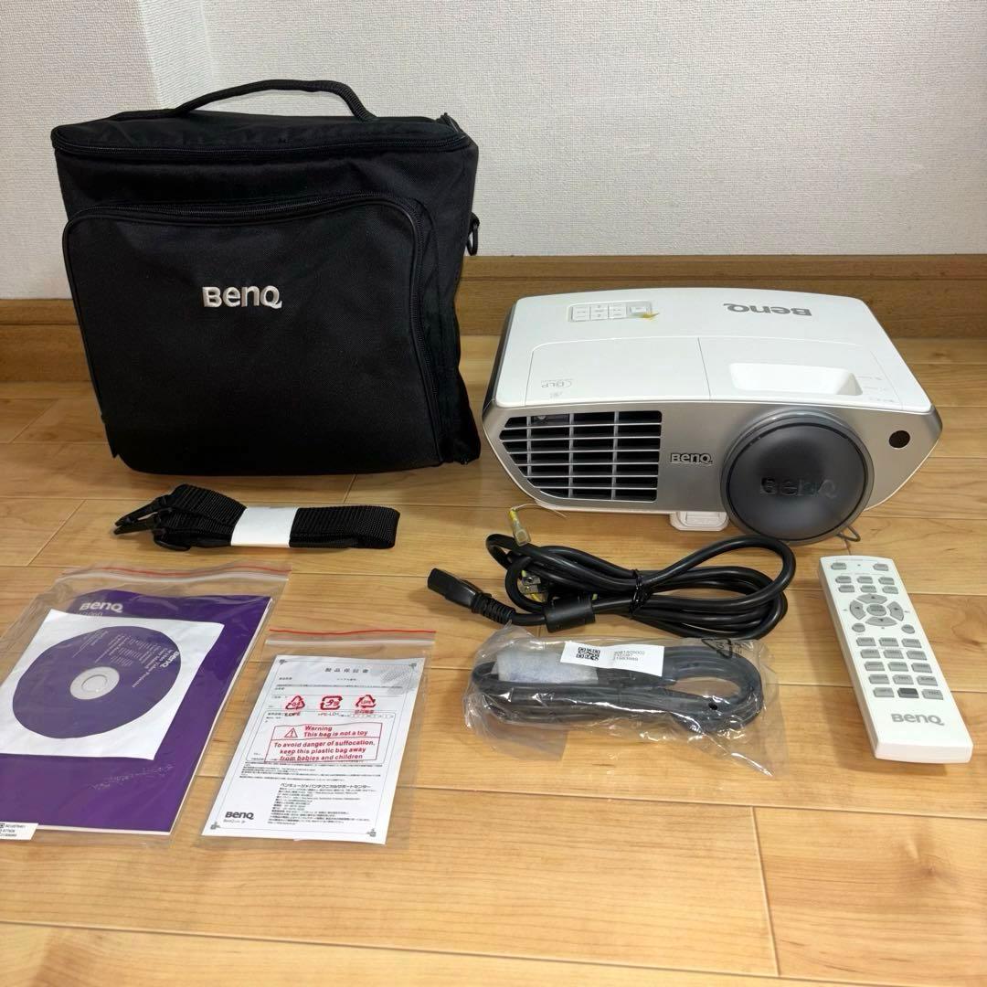 BenQ DLP W1060 プロジェクター ソフトキャリー付き