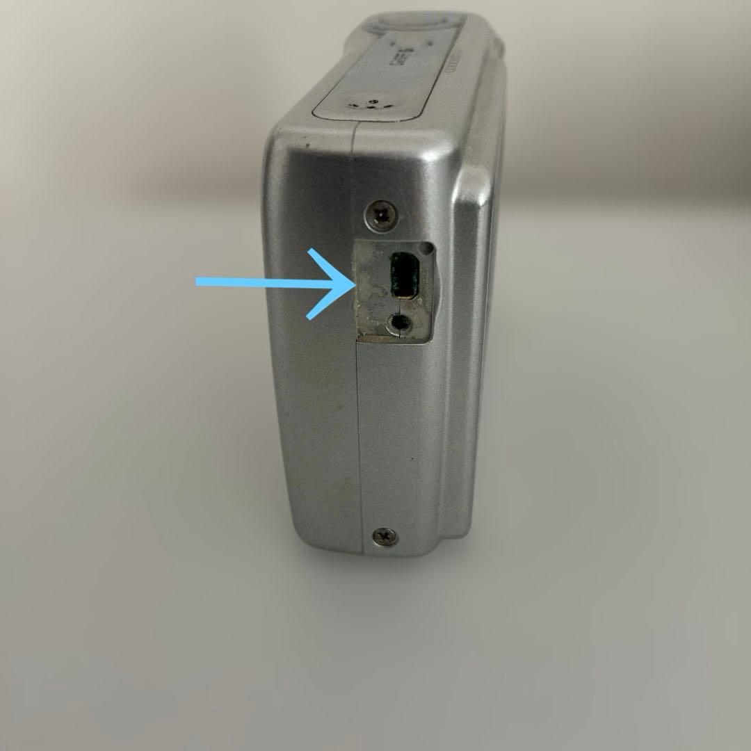 Nikon シルバー コンパクトデジタルカメラ