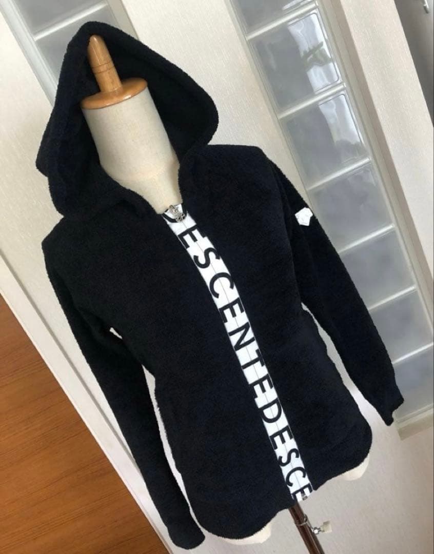 デサント　モールニットパーカー　ジップアップ　ブラック