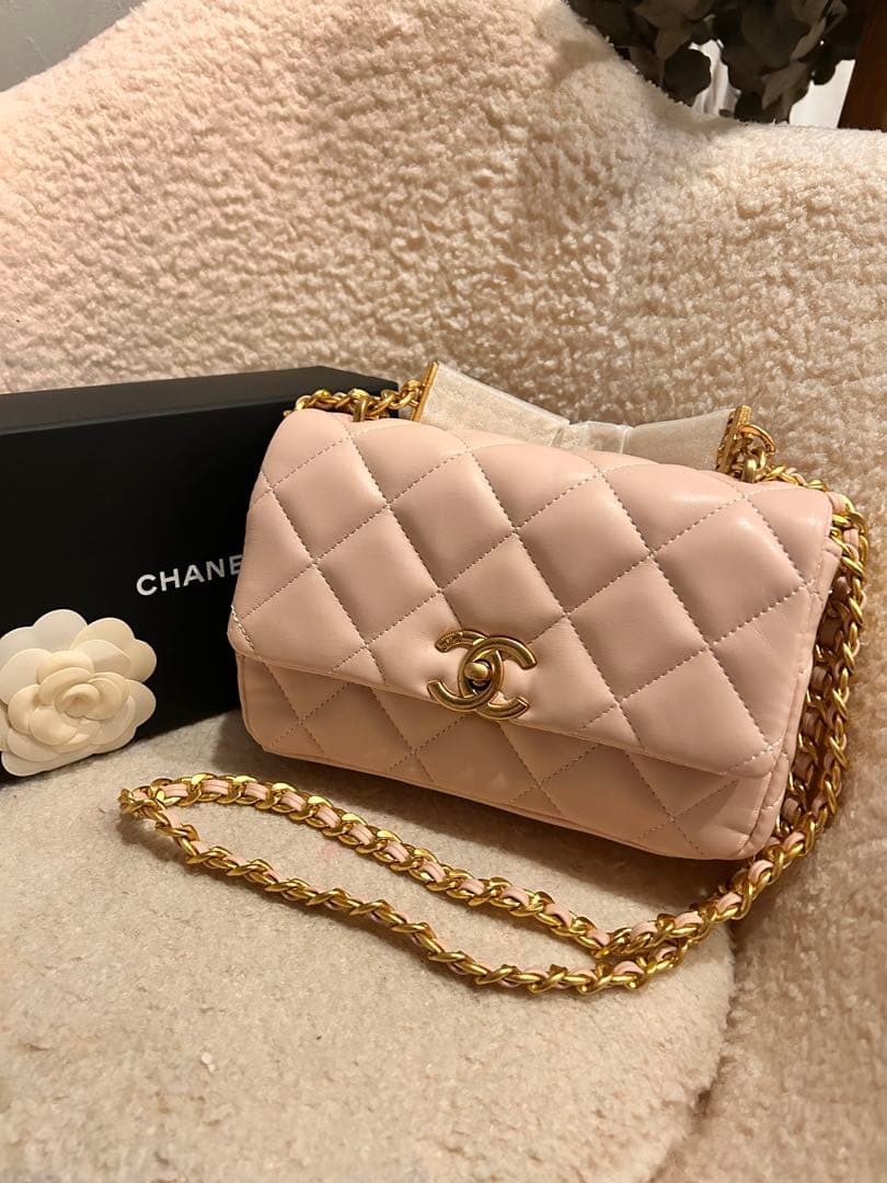 CHANEL ノベルティ　ミルクピンク　ショルダーバッグ