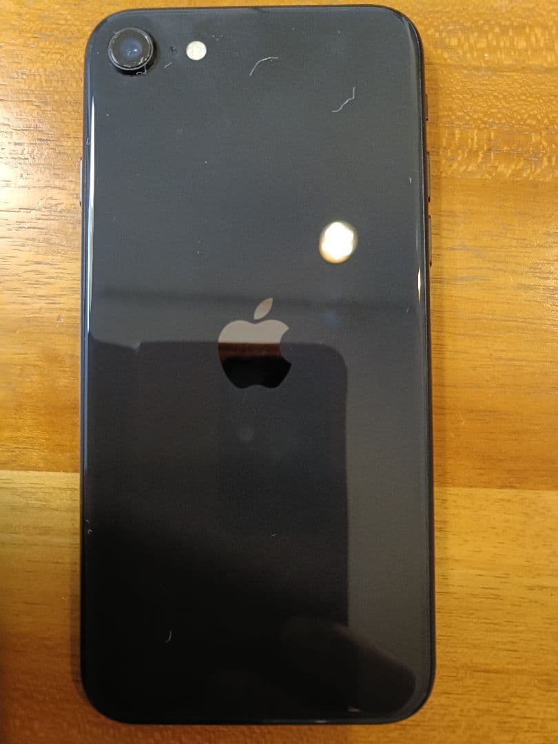 横線が多数入るジャンク品☆iPhone se2 ブラック64GB SIMフリー