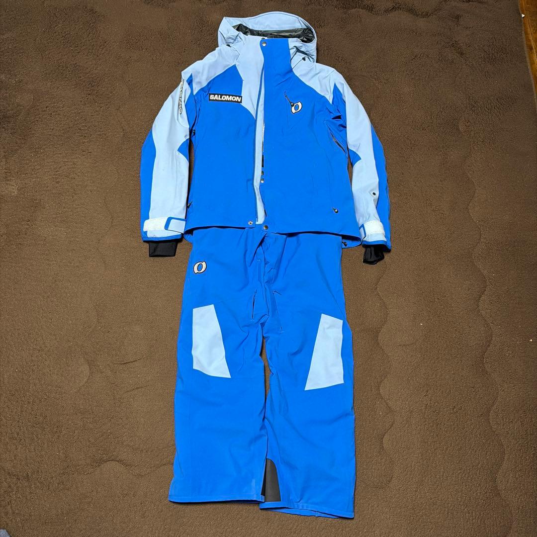 オンヨネスキーウェア 青色 フード付き