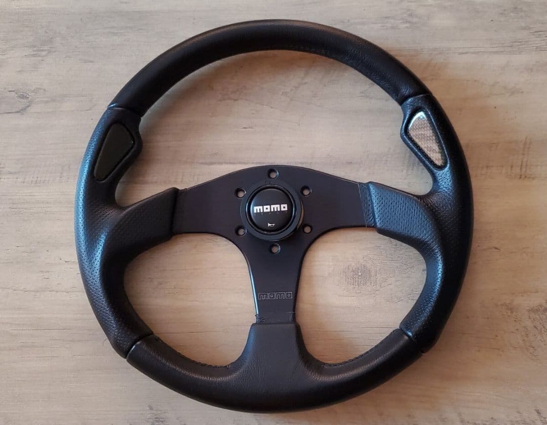 【中古美品本物】MOMOジェット35Φ正規品ホーンボタン付き♪