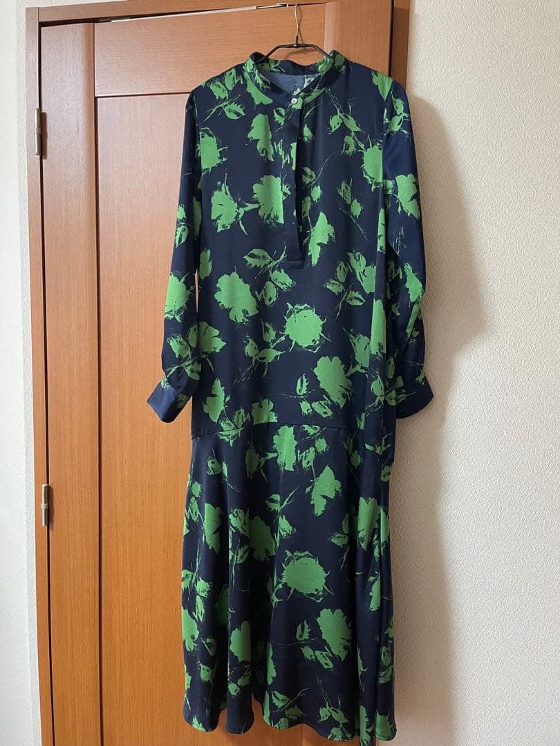 ヤマダヤ Aga フラワーモチーフプリントワンピース