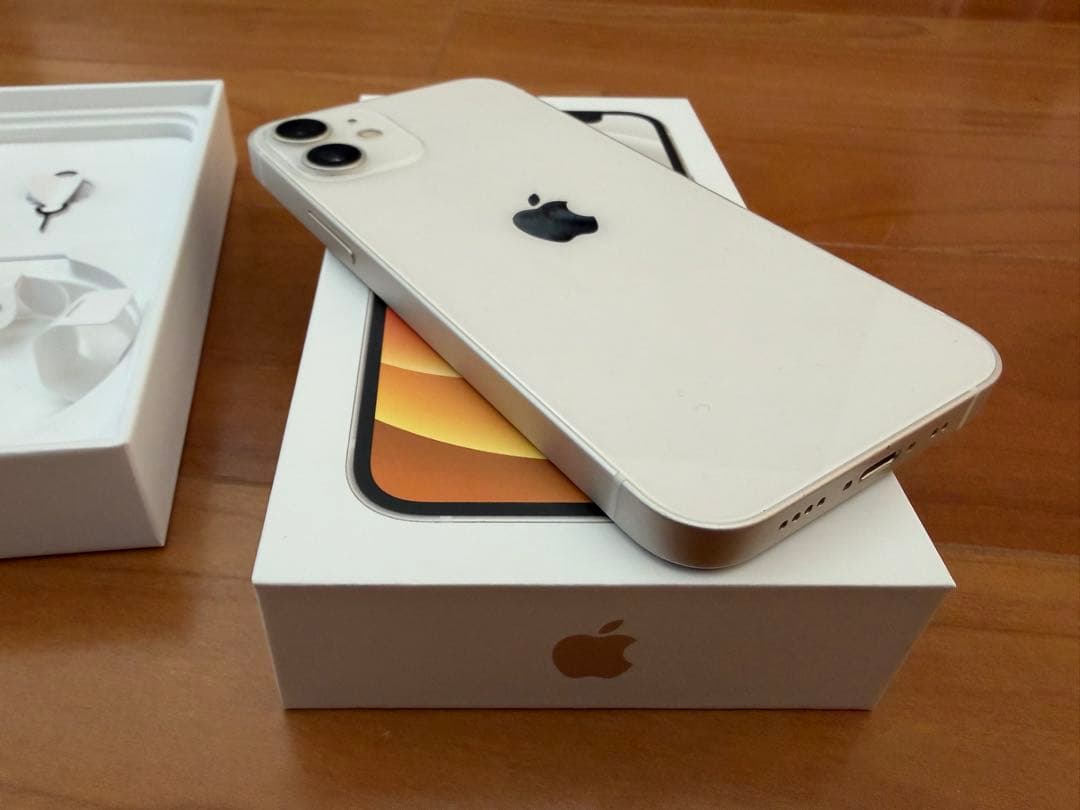 Apple iPhone 12 mini 64GB ホワイト 本体