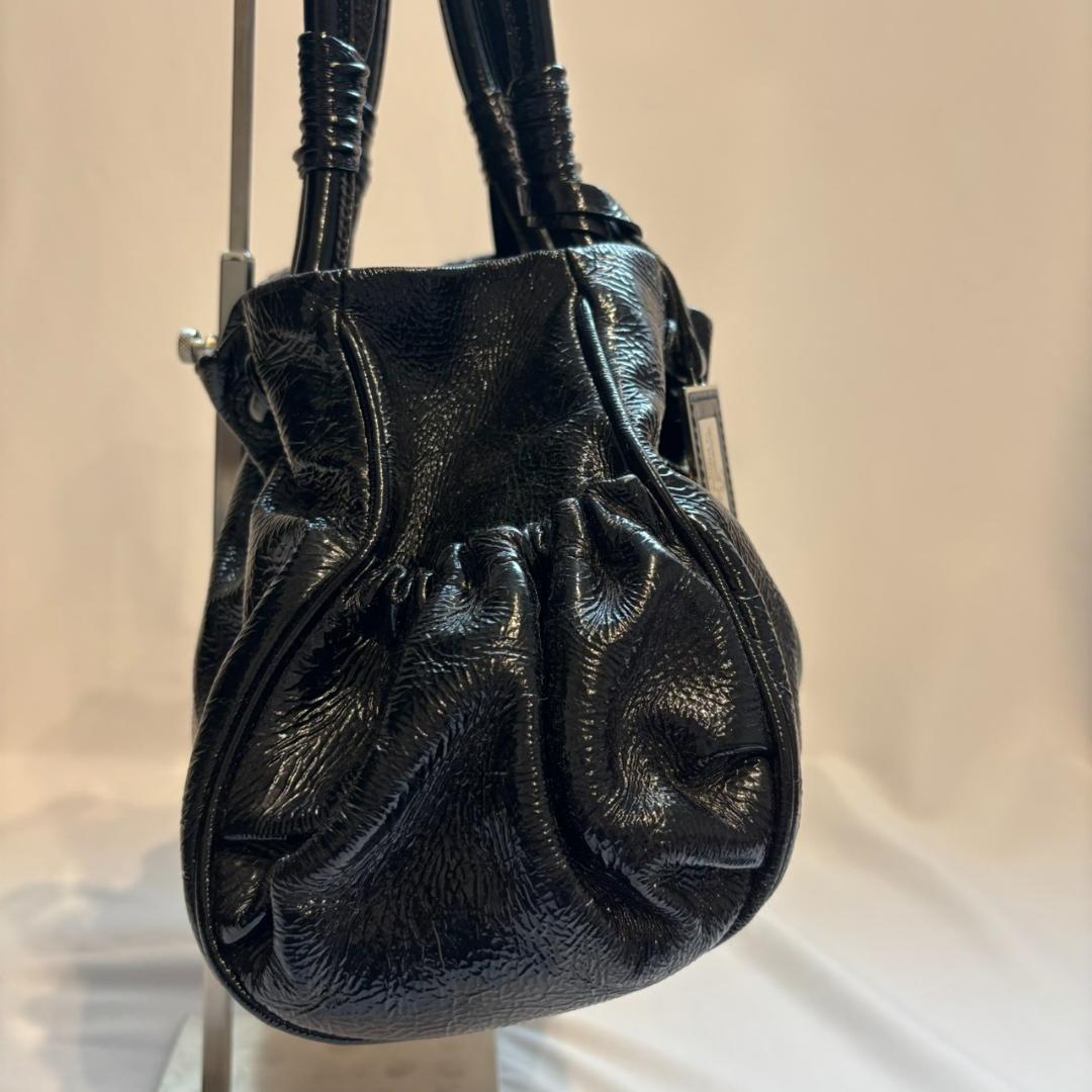 【希少】ジョルジオ アルマーニ　パテントレザー　ハンドバッグ　ロゴプレート