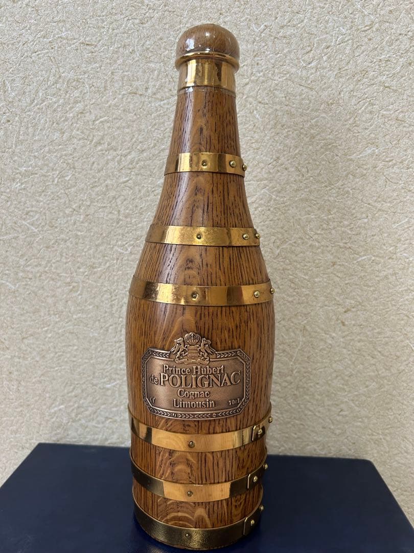 Prince Hubert de Polignac コニャック木製装飾ボトル