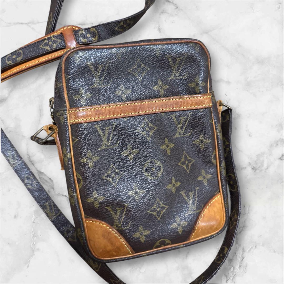 Louis Vuitton ショルダーバッグ ダヌーブ ルイ・ヴィトン