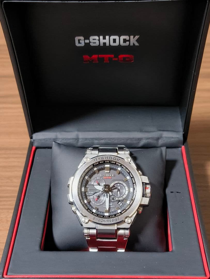 G-SHOCK MT-G 腕時計 シルバー　mtg-s1000d-1ajf