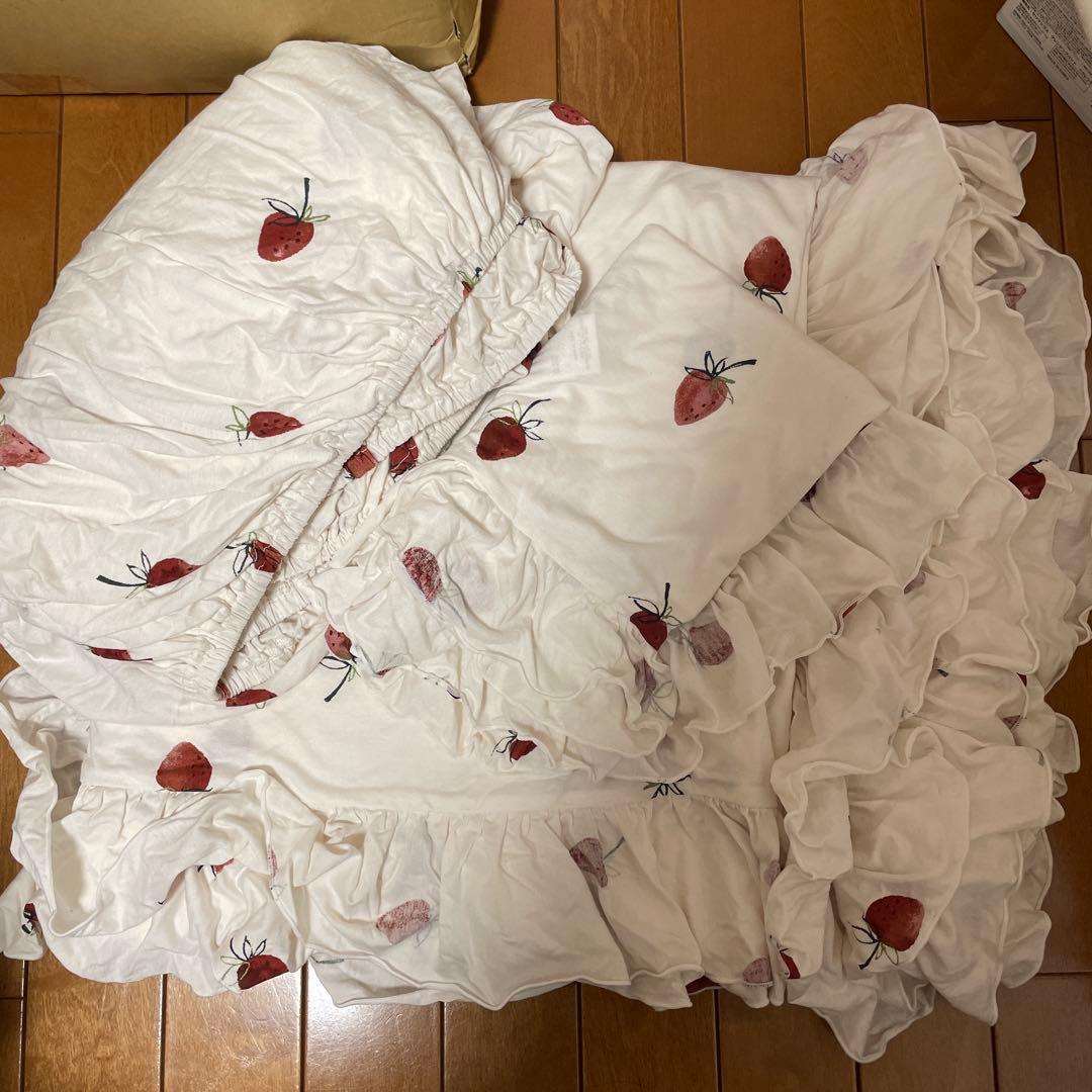 【完売商品】ジェラートピケ　寝具3点　掛布団 敷布団枕カバー　セミダブル　いちご