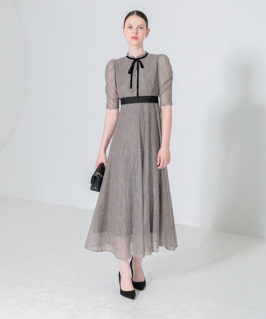 新品タグ付【LEJA】ウエストマークパフスリーブ総レースロングドレス