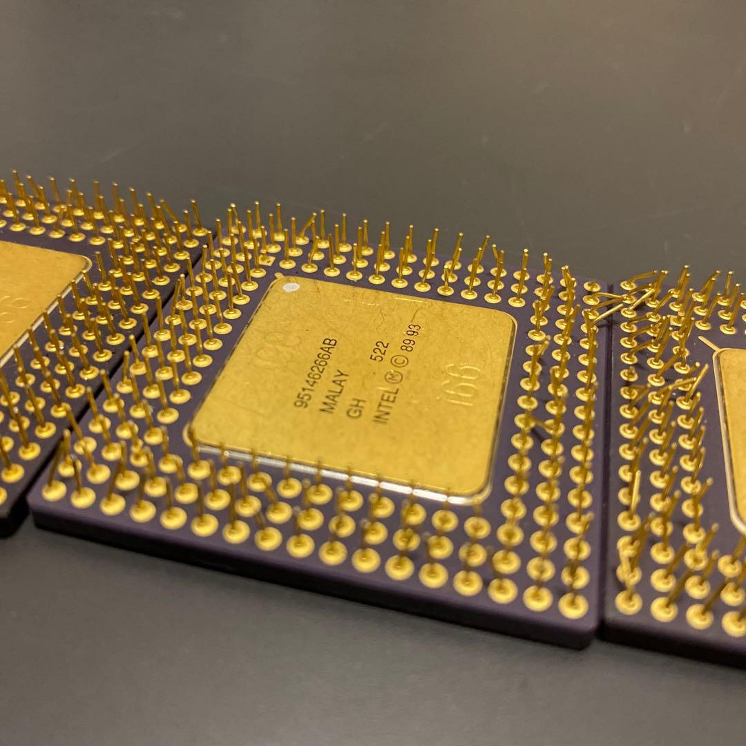 レトロ　CPU Intel i486DX2