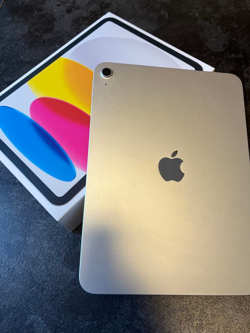 【未使用に近い】iPad A16 第11世代 Wi-Fi 128GB シルバー